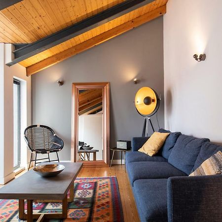 Bairro Alto Stunning Flat With Balcony By Lovelystay Lisboa Екстериор снимка