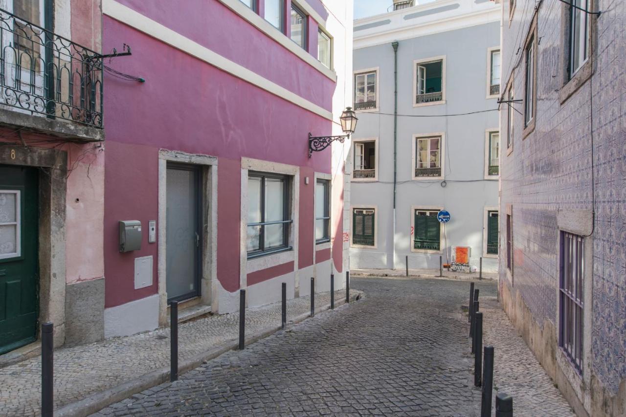 Bairro Alto Stunning Flat With Balcony By Lovelystay Lisboa Екстериор снимка