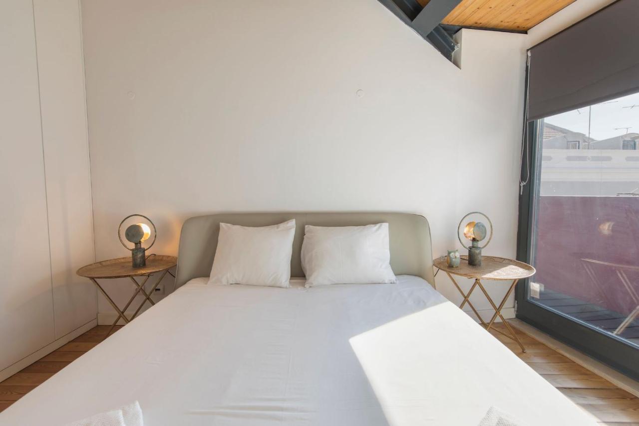 Bairro Alto Stunning Flat With Balcony By Lovelystay Lisboa Екстериор снимка