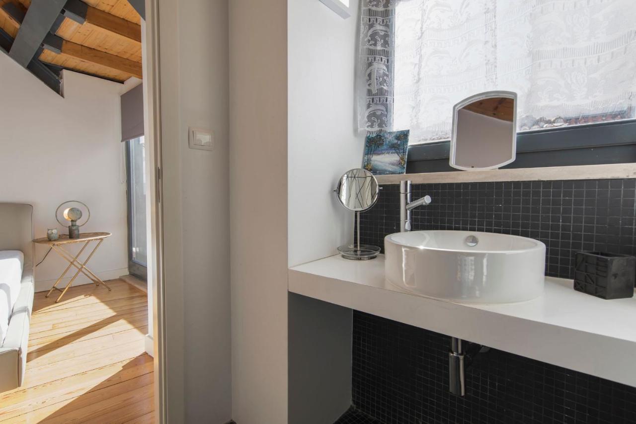 Bairro Alto Stunning Flat With Balcony By Lovelystay Lisboa Екстериор снимка