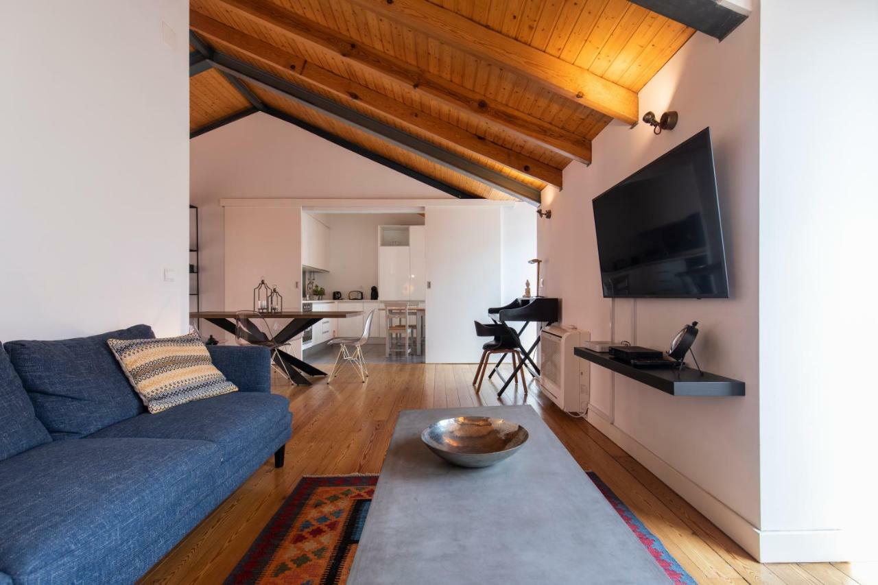 Bairro Alto Stunning Flat With Balcony By Lovelystay Lisboa Екстериор снимка